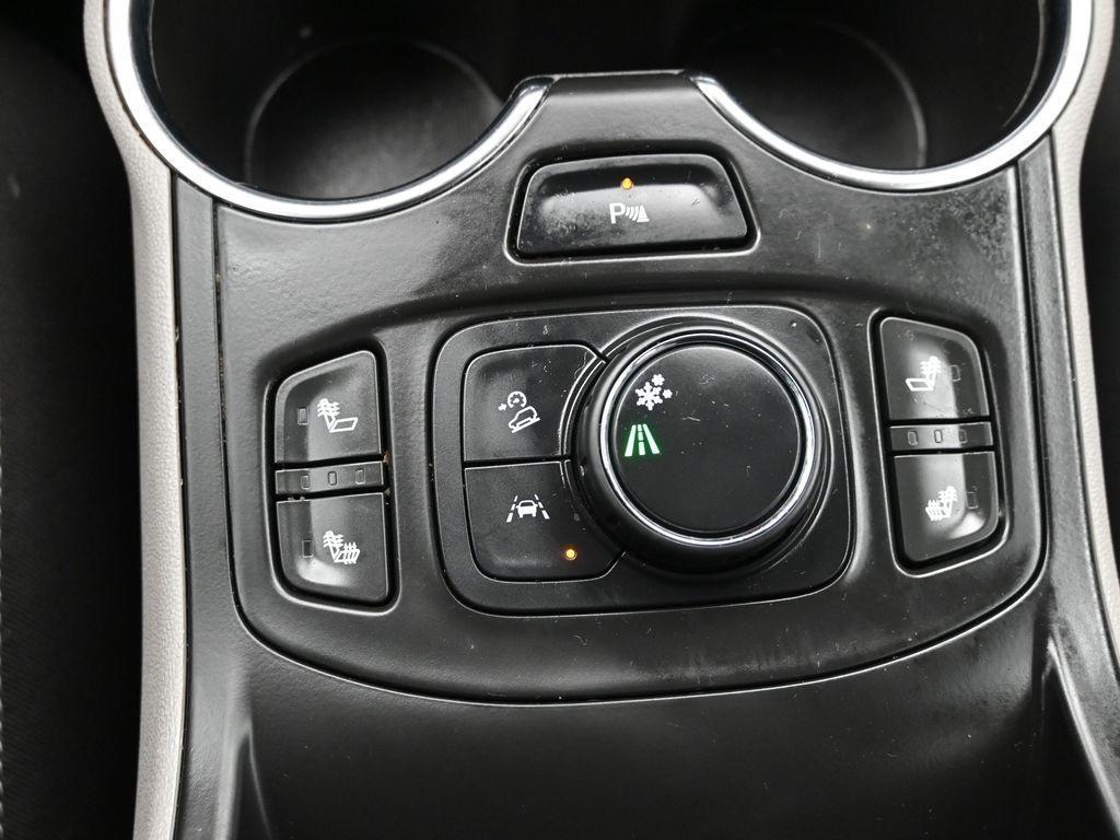 used 2022 GMC Terrain car, priced at $23,194
