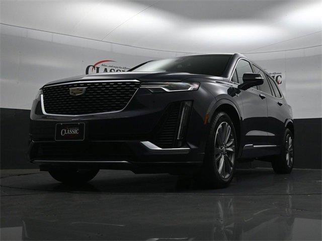 used 2025 Cadillac XT6 car, priced at $41,888