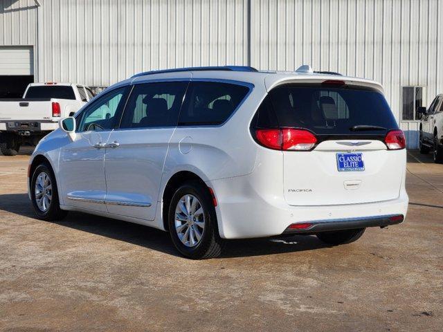 used 2019 Chrysler Pacifica car, priced at $16,897