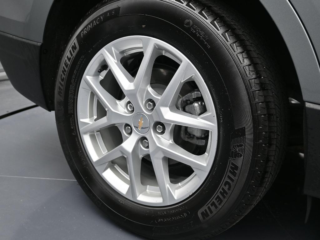 used 2023 Chevrolet Equinox car, priced at $20,198