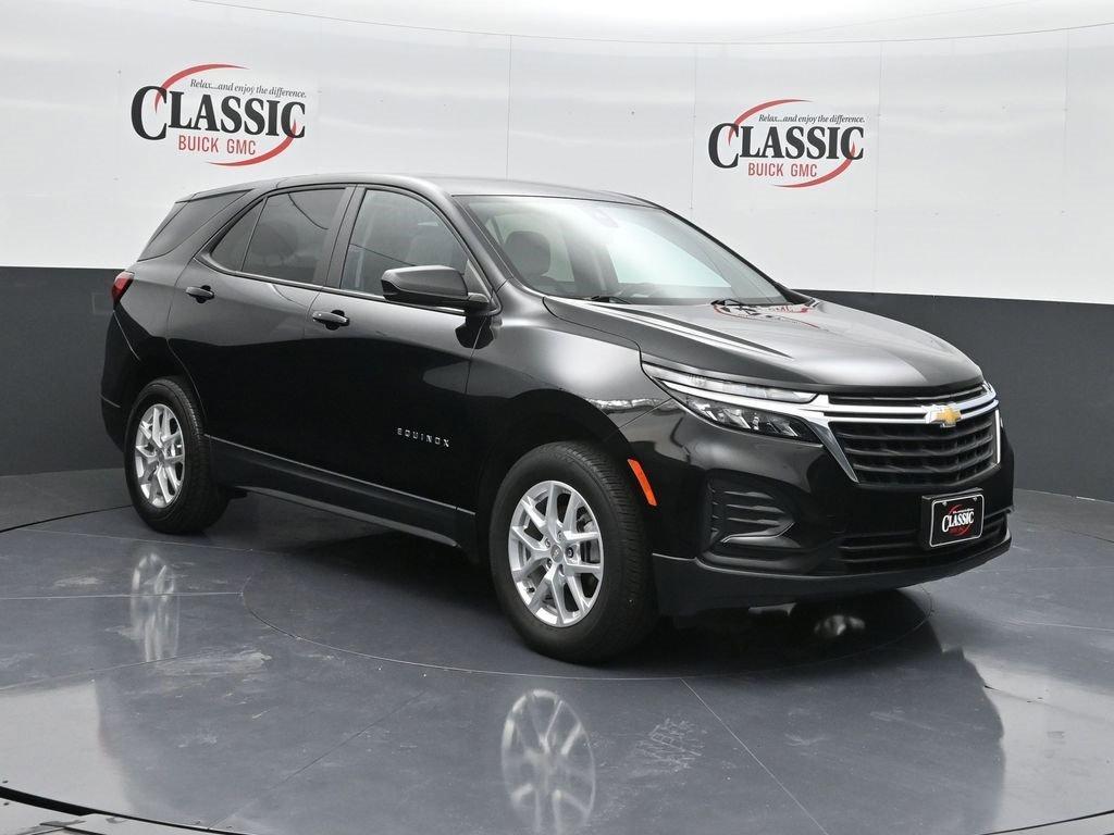 used 2023 Chevrolet Equinox car, priced at $19,688