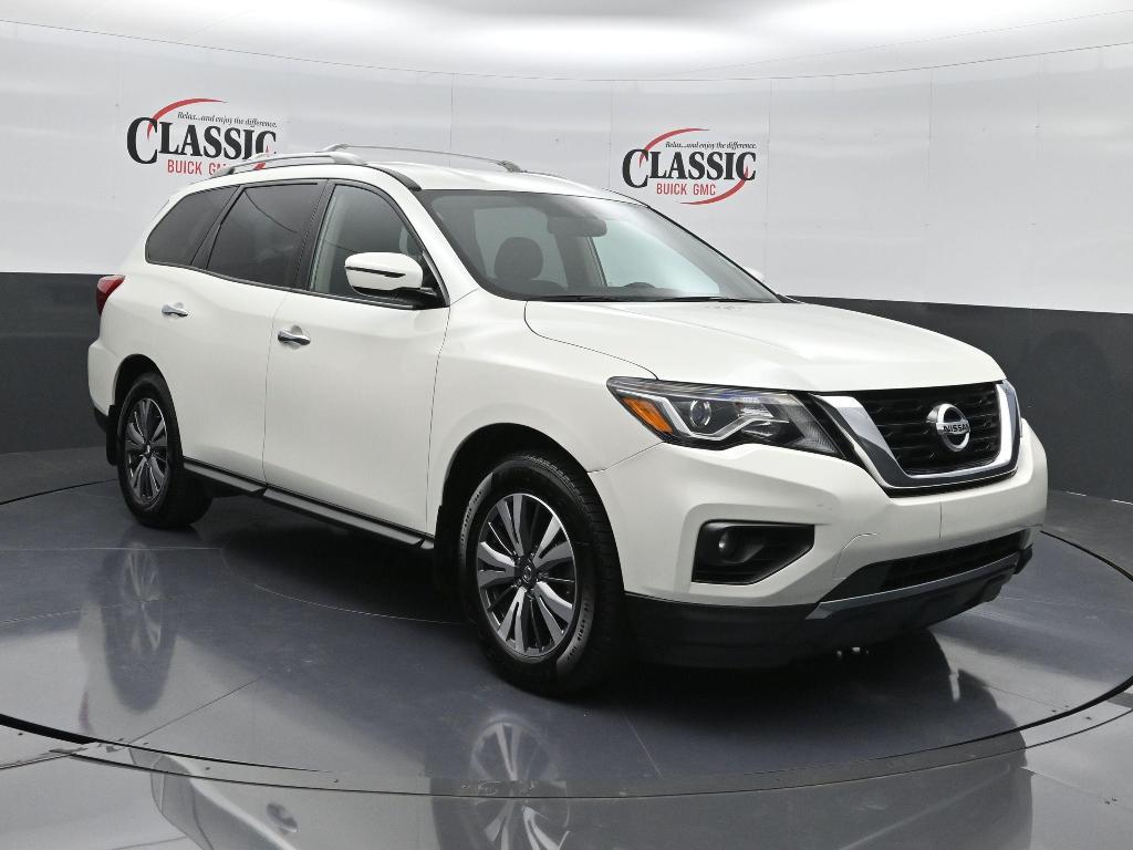 used 2020 Nissan Pathfinder car, priced at $14,298