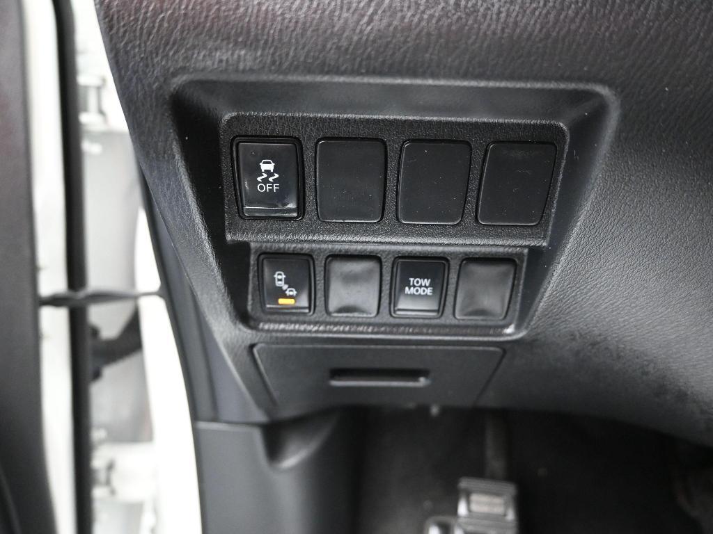 used 2020 Nissan Pathfinder car, priced at $14,298