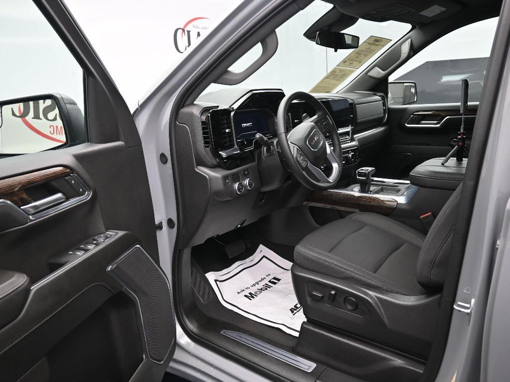 used 2024 GMC Sierra 1500 car, priced at $46,682