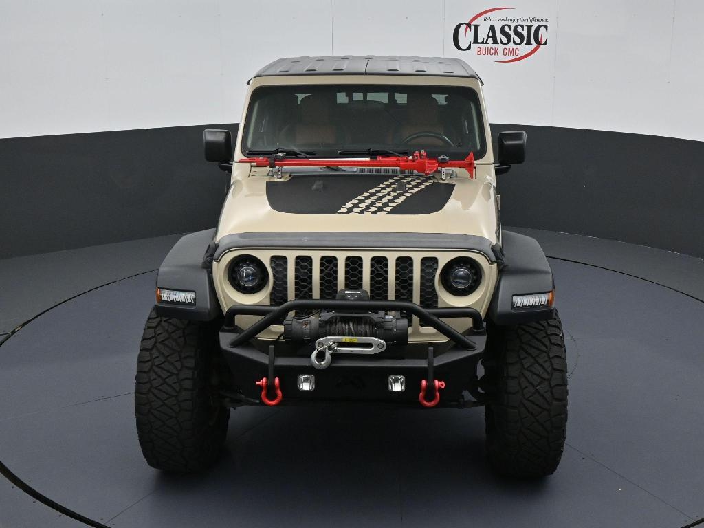 used 2020 Jeep Gladiator car, priced at $27,450