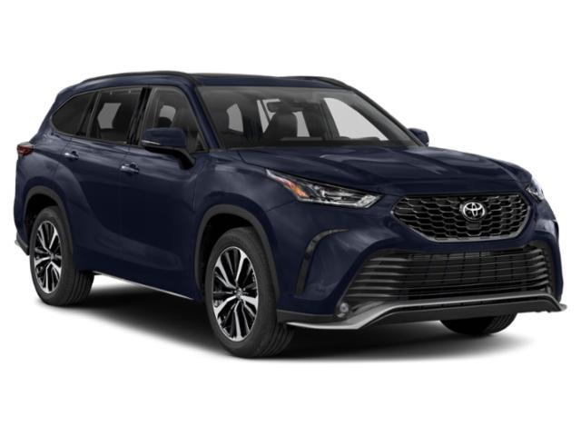 new 2022 Toyota Highlander car