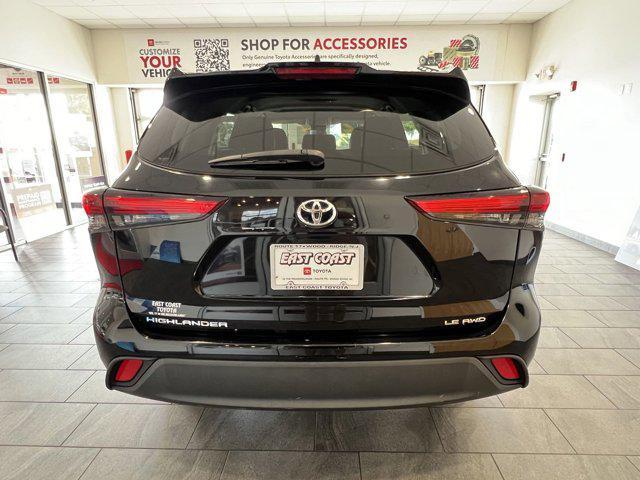 used 2022 Toyota Highlander car, priced at $31,595