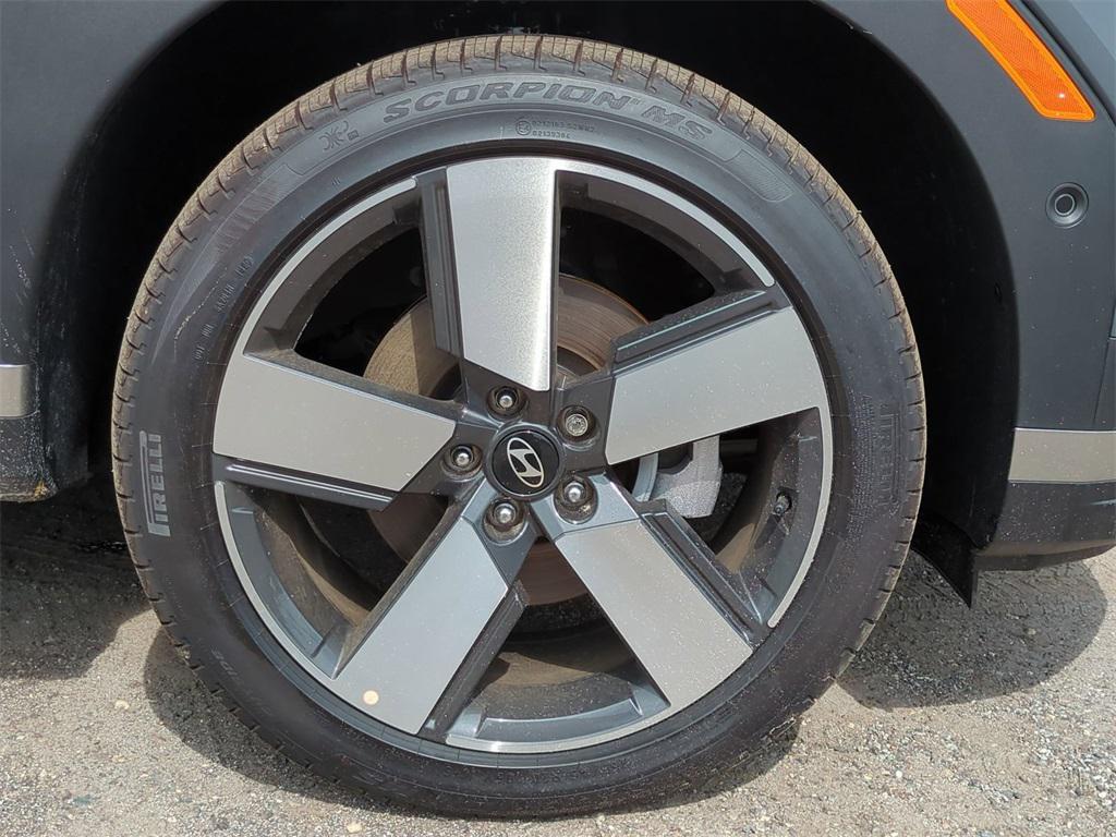 new 2025 Hyundai Santa Fe car, priced at $41,679
