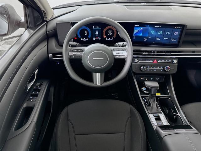 new 2025 Hyundai Tucson car, priced at $28,337