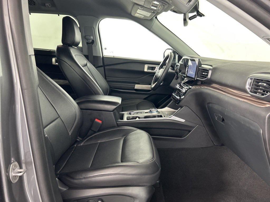 used 2023 Ford Explorer car, priced at $32,288