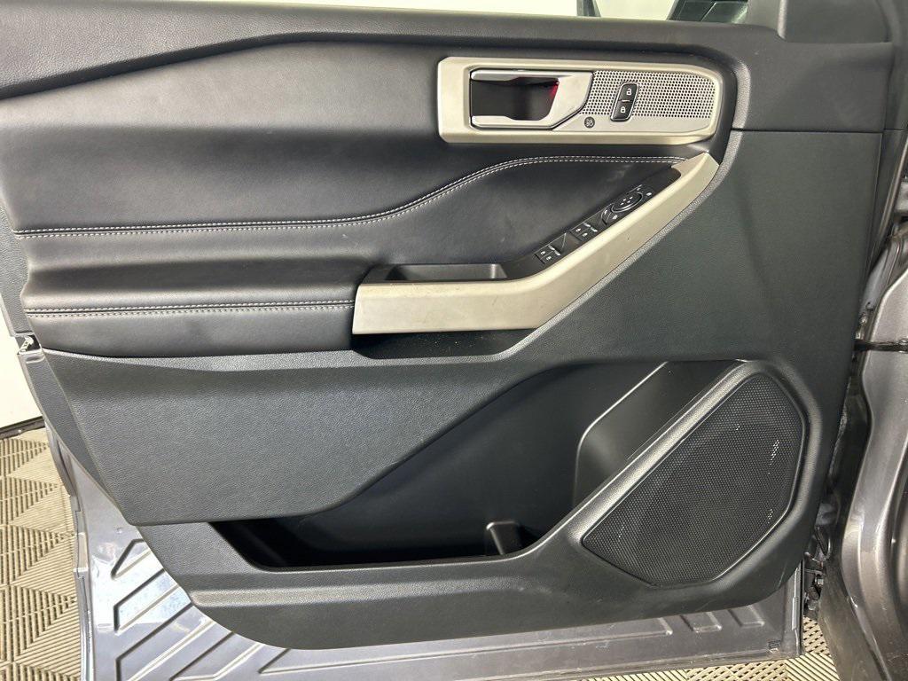 used 2023 Ford Explorer car, priced at $32,288