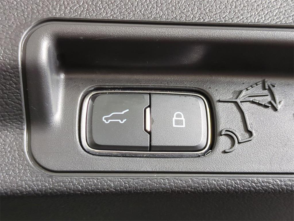 used 2023 Ford Explorer car, priced at $30,109