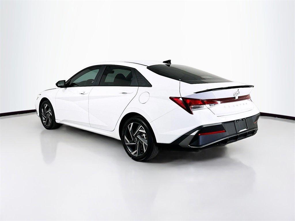 new 2025 Hyundai Elantra car, priced at $24,679