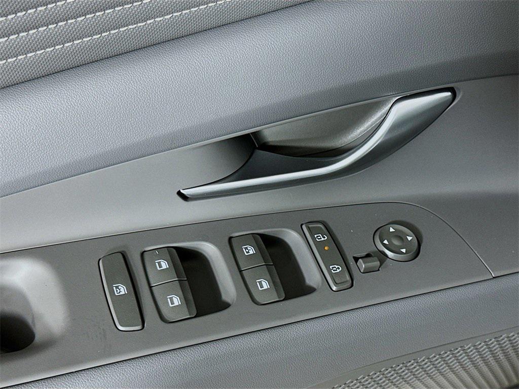 new 2025 Hyundai Elantra car, priced at $24,679