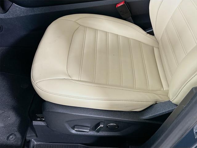 used 2019 Ford Edge car, priced at $14,223