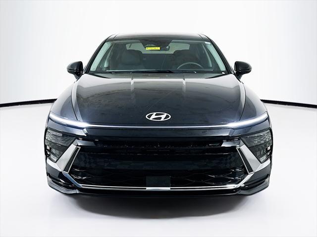 new 2025 Hyundai Sonata car, priced at $30,522