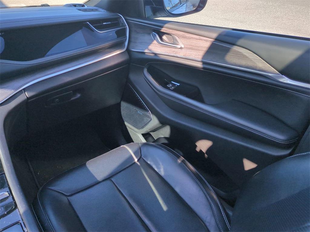 used 2022 Jeep Grand Cherokee 4xe car, priced at $28,024