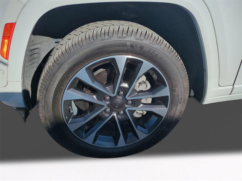 used 2022 Jeep Grand Cherokee 4xe car, priced at $28,024