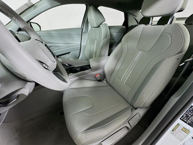 new 2025 Hyundai Elantra car, priced at $26,009