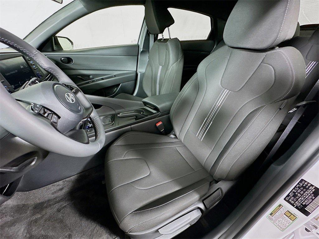 new 2025 Hyundai Elantra car, priced at $24,679