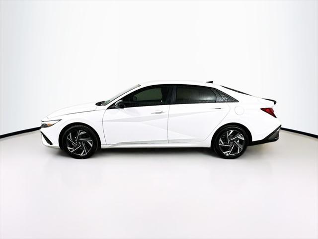 new 2025 Hyundai Elantra car, priced at $23,429