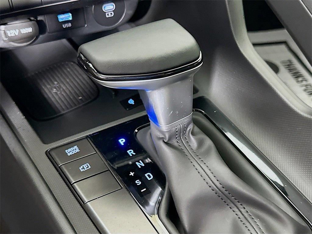 new 2025 Hyundai Elantra car, priced at $24,679