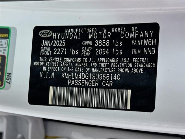 new 2025 Hyundai Elantra car, priced at $22,929