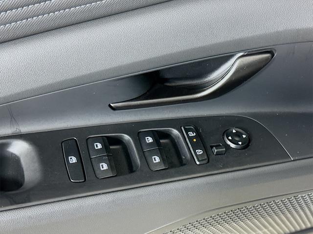 new 2025 Hyundai Elantra car, priced at $22,929