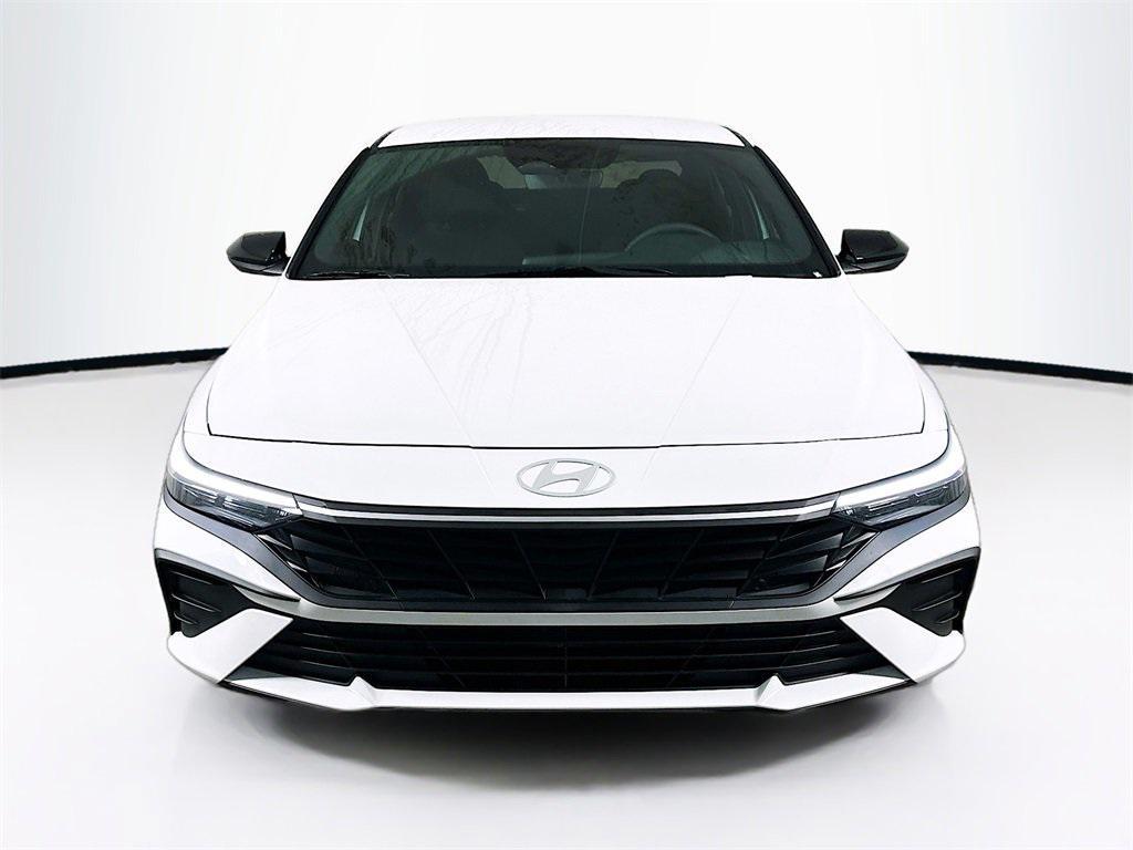 new 2025 Hyundai Elantra car, priced at $24,679