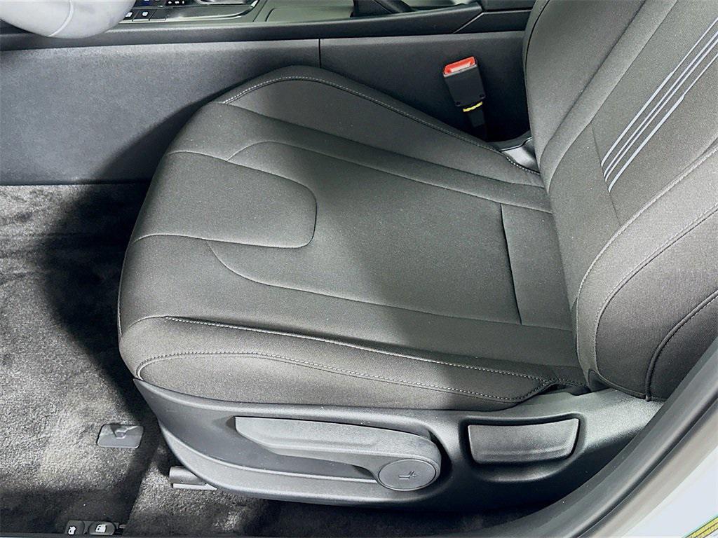 new 2025 Hyundai Elantra car, priced at $24,679