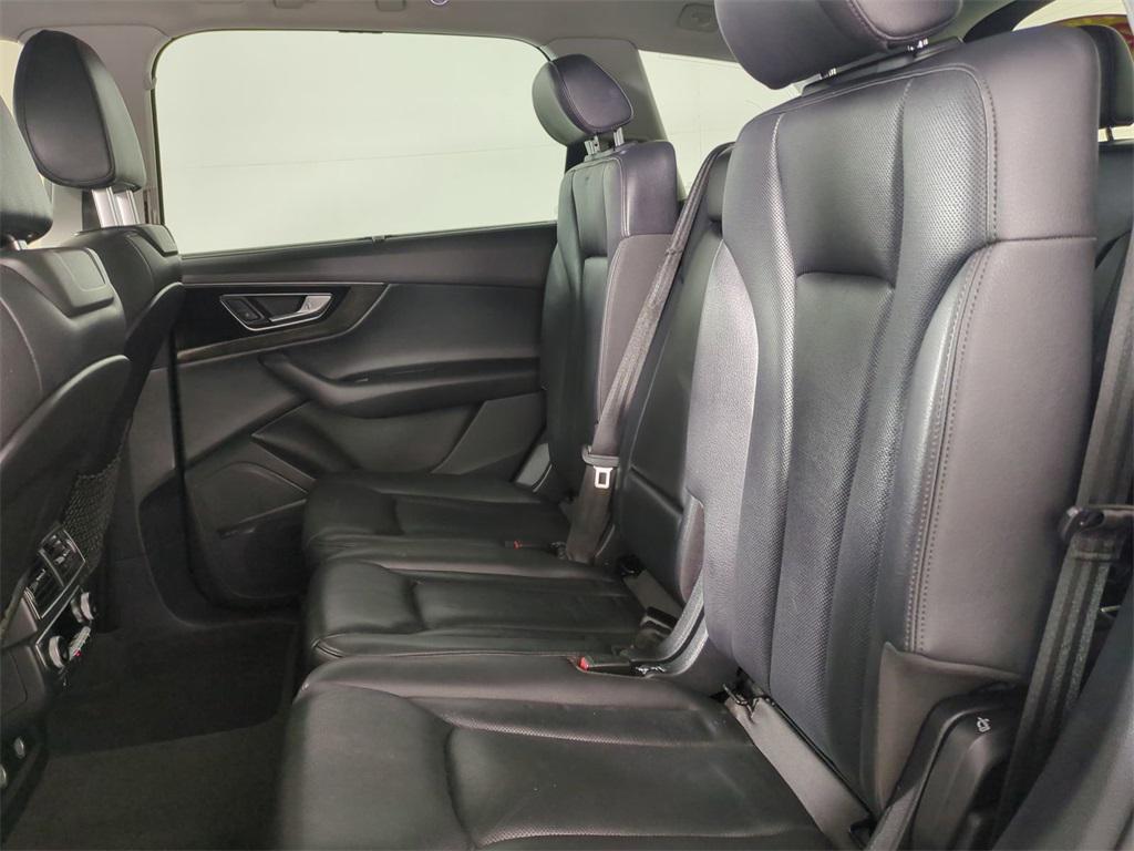 used 2019 Audi Q7 car, priced at $19,405