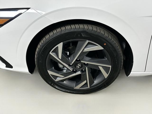 new 2025 Hyundai Elantra car, priced at $23,149