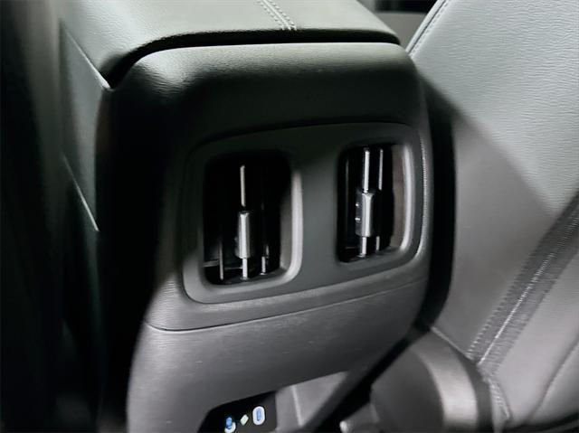 new 2025 Hyundai SANTA CRUZ car, priced at $33,194