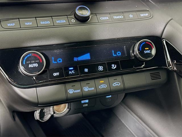 new 2025 Hyundai Elantra car, priced at $27,278