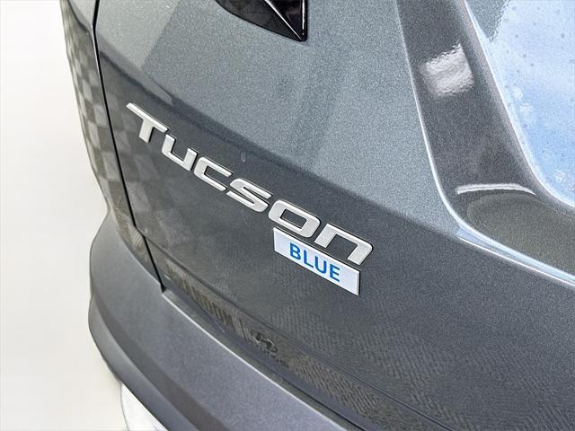 new 2025 Hyundai TUCSON Hybrid car, priced at $33,400