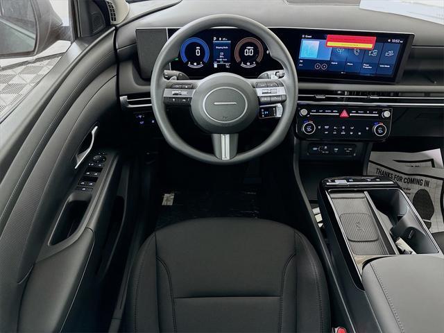new 2025 Hyundai TUCSON Hybrid car, priced at $33,400
