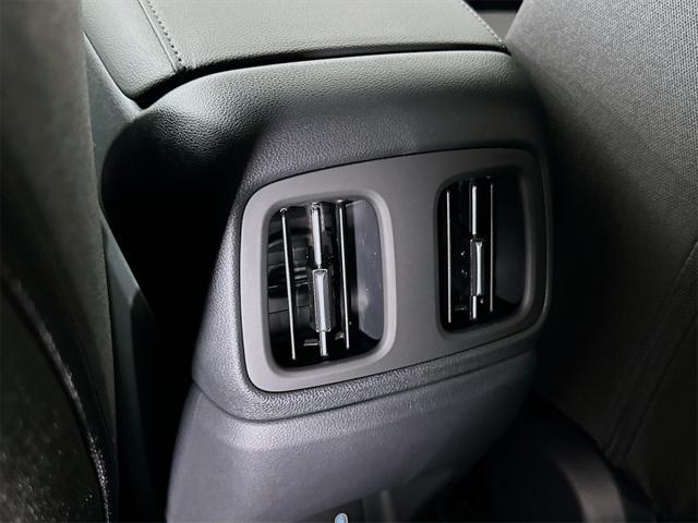 new 2025 Hyundai TUCSON Hybrid car, priced at $33,400