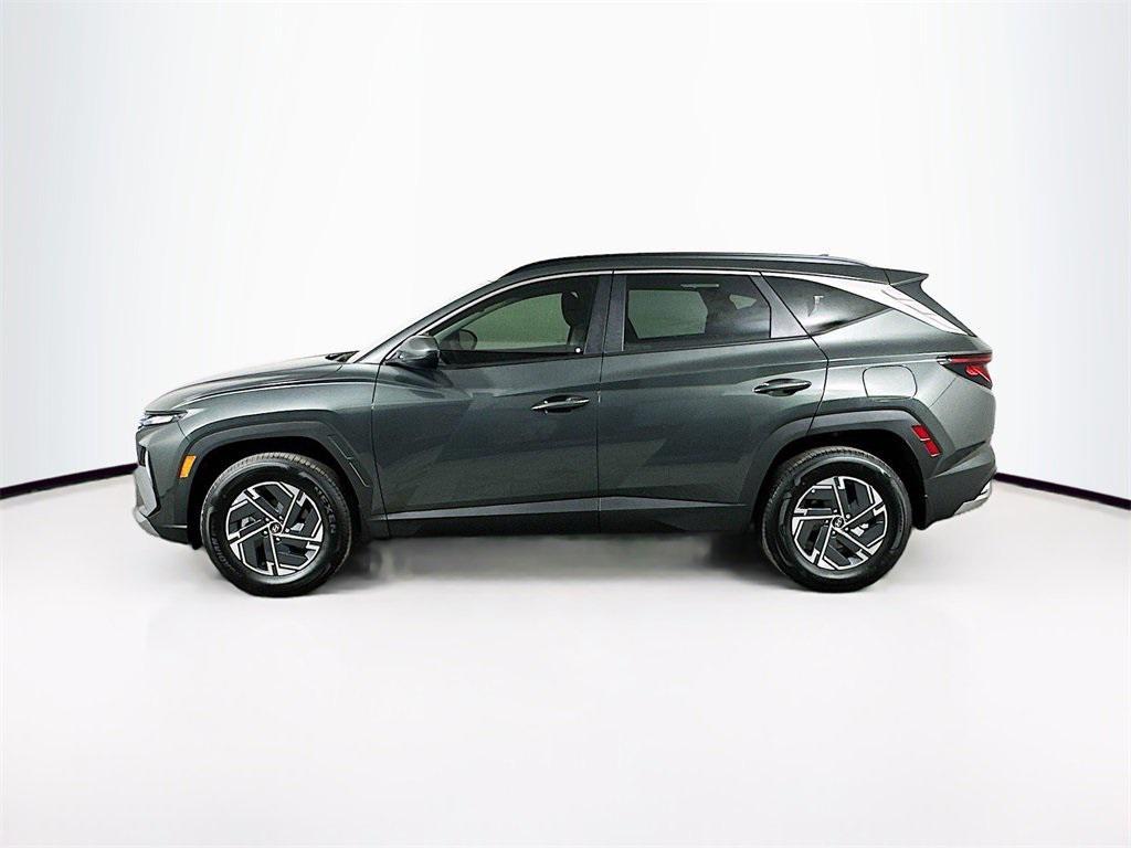 new 2025 Hyundai TUCSON Hybrid car, priced at $29,106