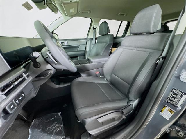 new 2025 Hyundai Santa Fe car, priced at $33,054