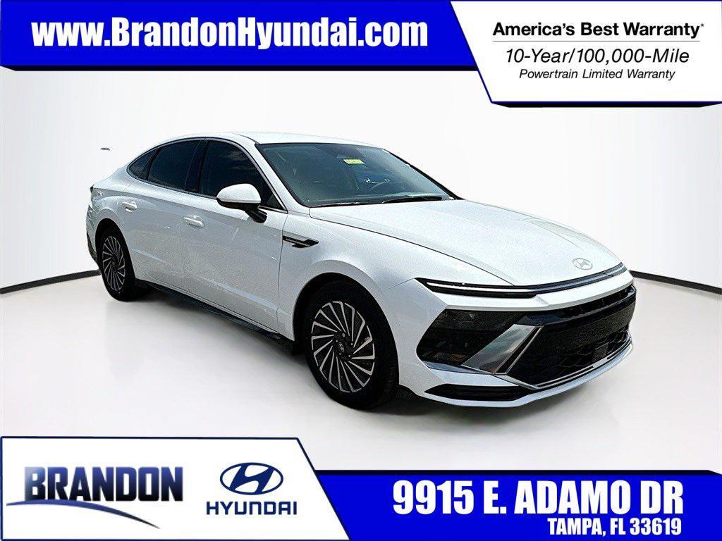 new 2025 Hyundai Sonata Hybrid car, priced at $26,878
