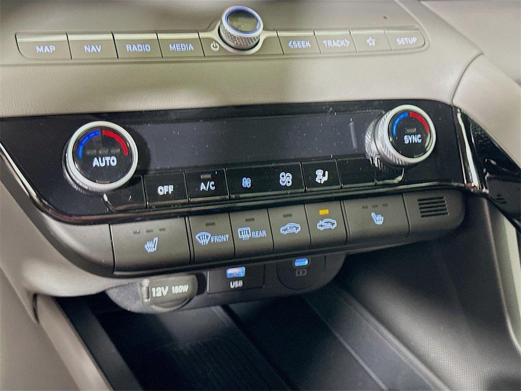 new 2025 Hyundai Elantra car, priced at $26,789