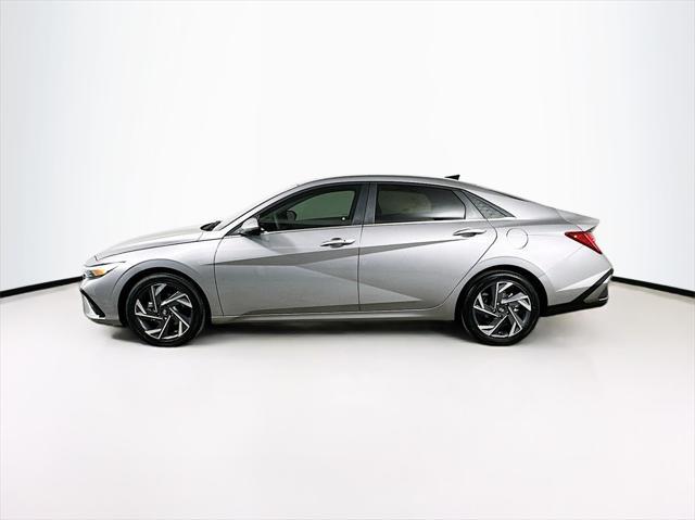 new 2025 Hyundai Elantra car, priced at $25,039