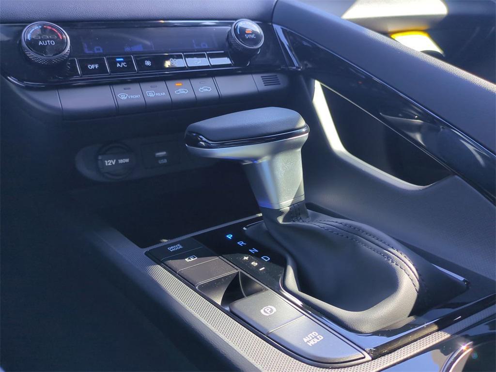 new 2025 Hyundai ELANTRA HEV car, priced at $24,306