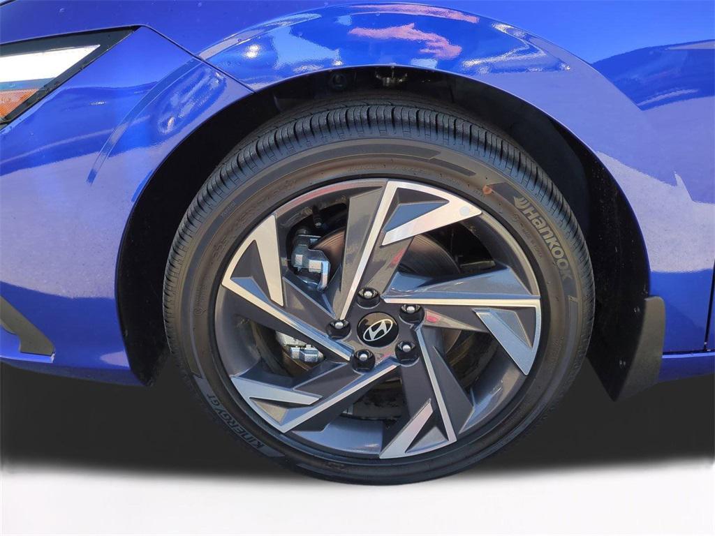 new 2025 Hyundai ELANTRA HEV car, priced at $24,306