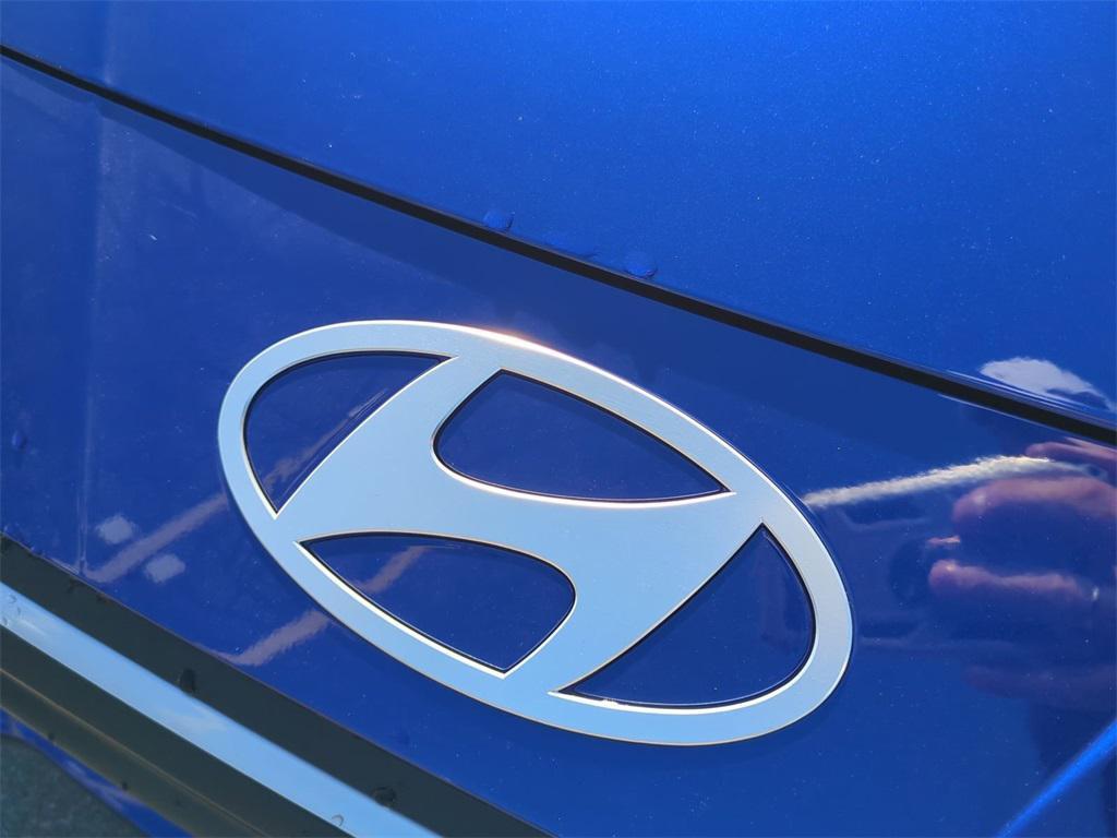 new 2025 Hyundai ELANTRA HEV car, priced at $24,306