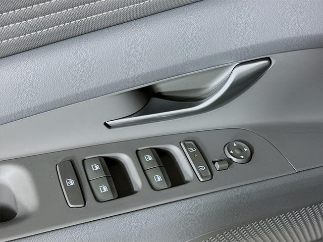 new 2025 Hyundai Elantra car, priced at $22,406