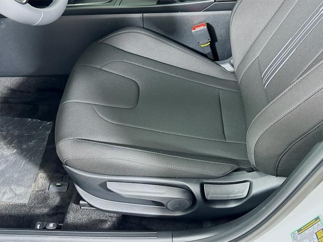 new 2025 Hyundai Elantra car, priced at $23,429