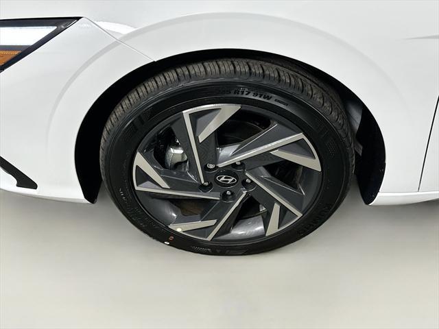 new 2025 Hyundai Elantra car, priced at $23,429