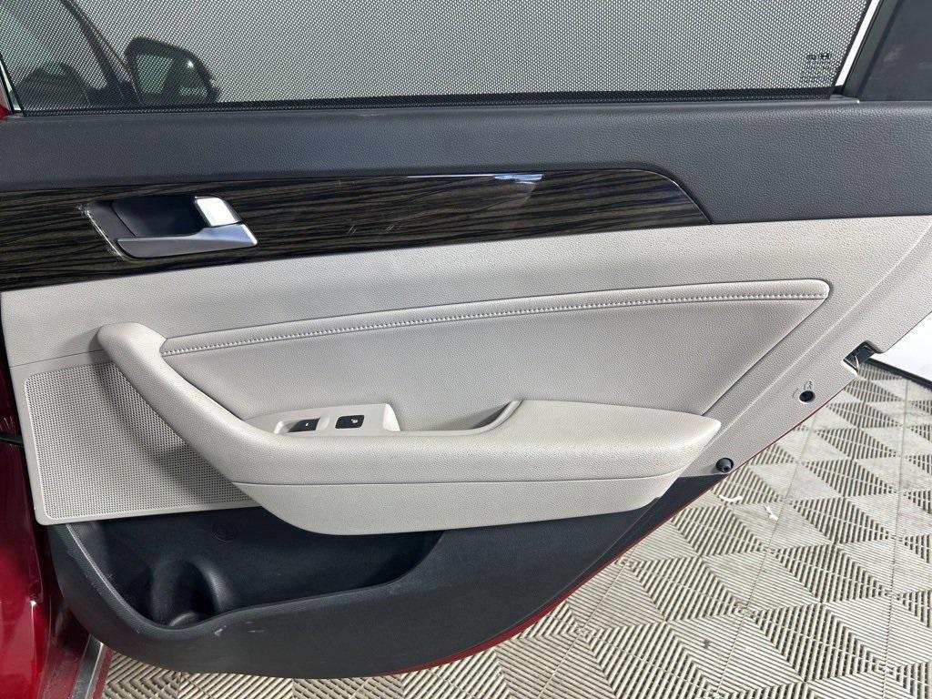 used 2016 Hyundai Sonata Hybrid car, priced at $10,829