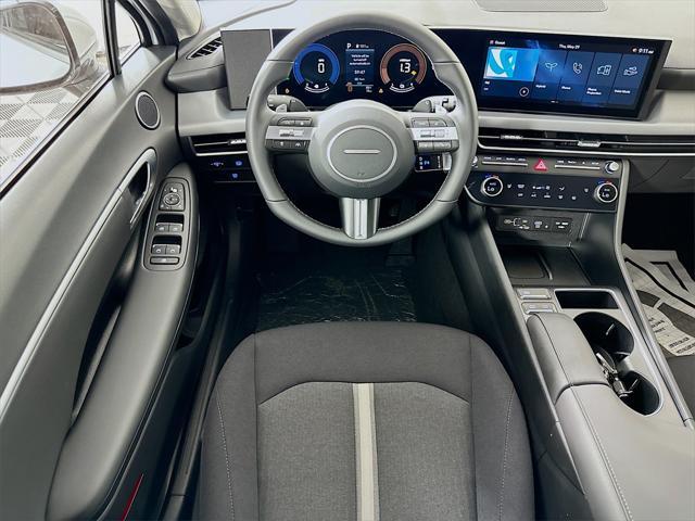 new 2025 Hyundai Sonata Hybrid car, priced at $31,229